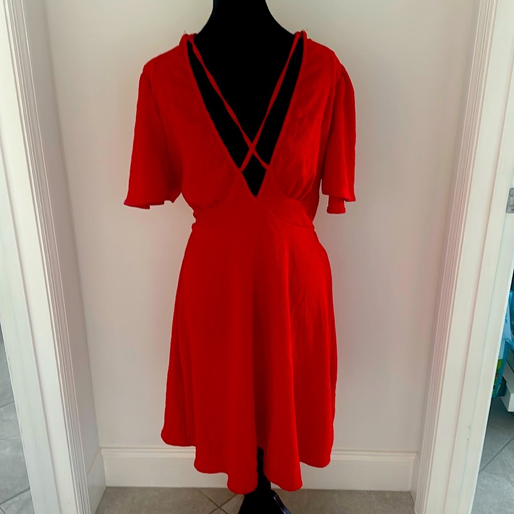 Red V-Neck Dress with Strappy Back 👏🏽sold👏🏽